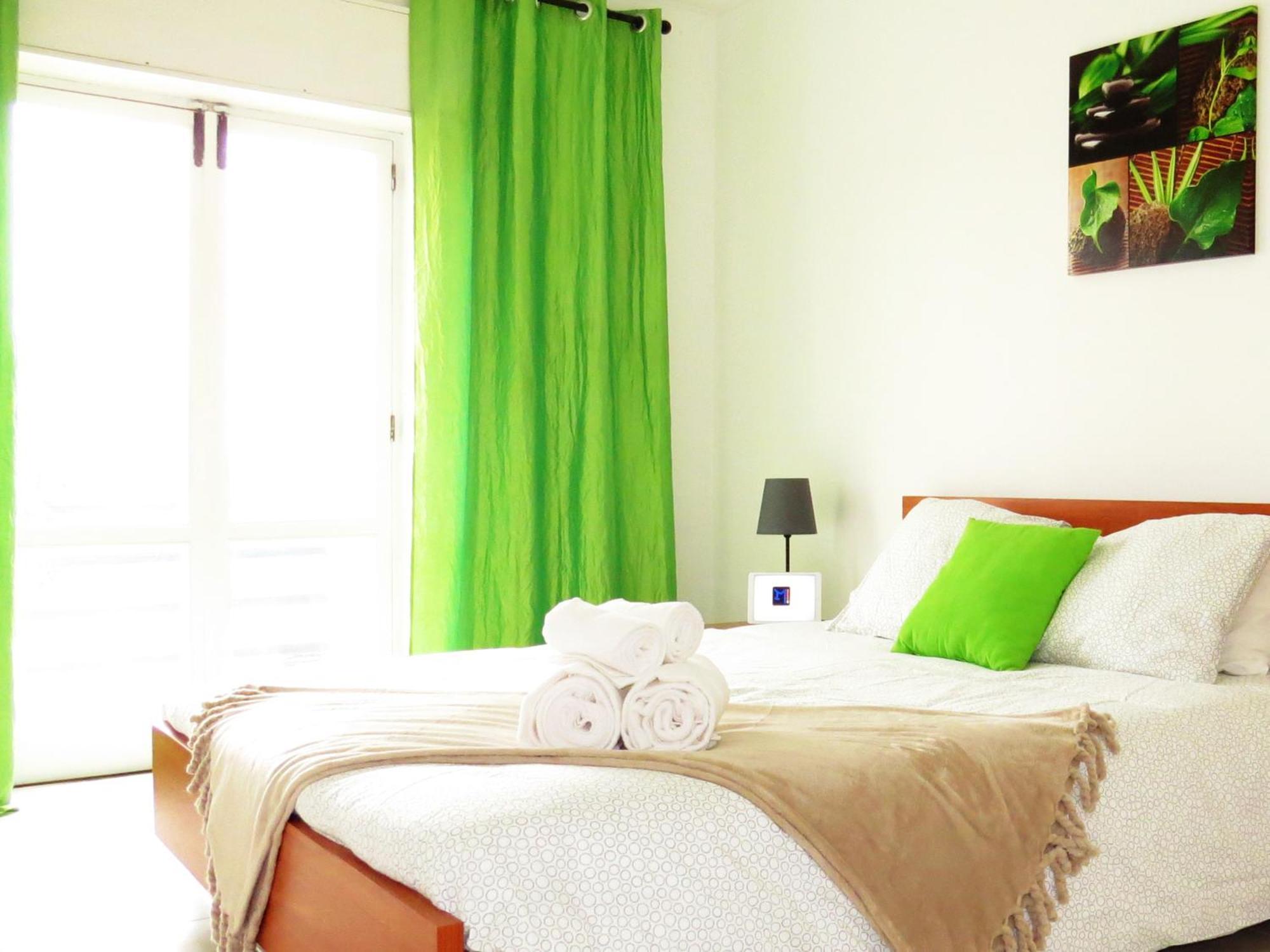 Appartement Im On Avenida à Lagos Extérieur photo